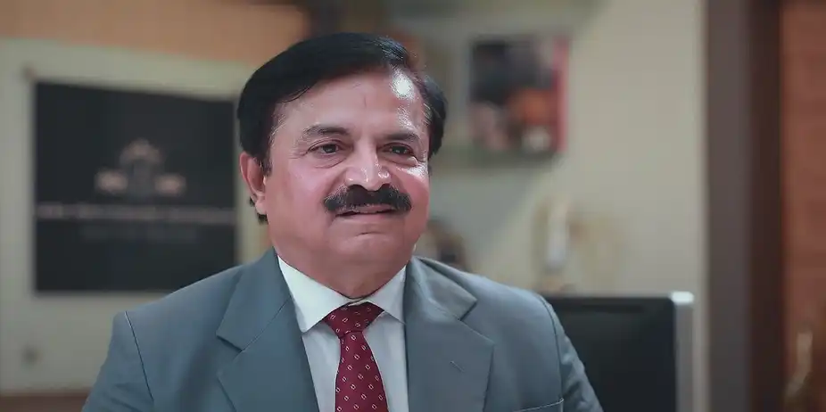 Janakambal Confronts Vinod - Varisu