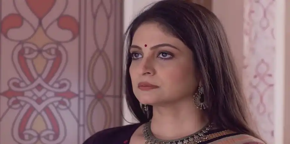 Parul Doesn't Reveal the Betrayer's Name - Parineeta