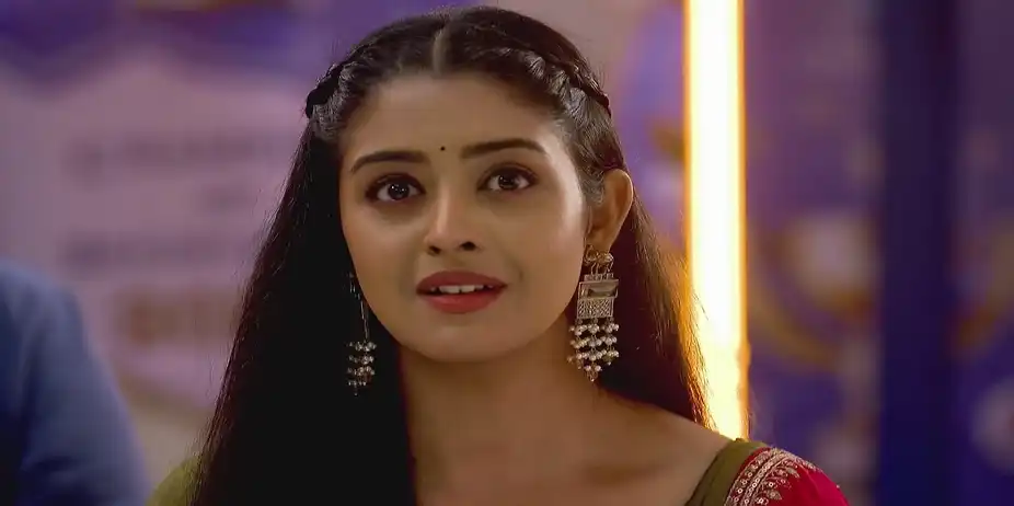 Parul's Catchline Earns Praises - Parineeta