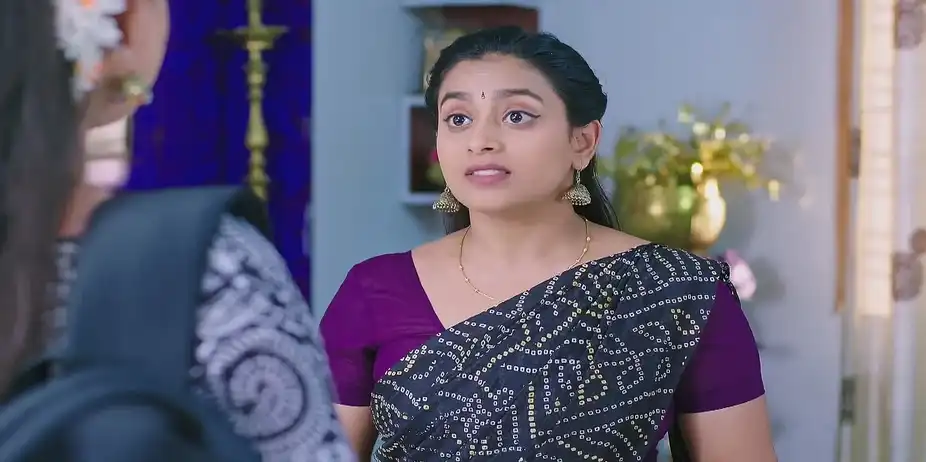 Varalakshmi Asks Srivalli to Rethink about Her Love - Shravani Subramanya