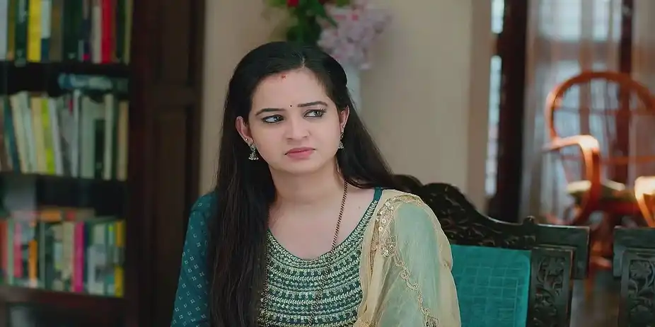 Jagannath Teases Sandhya - Shrirasthu Shubhamasthu