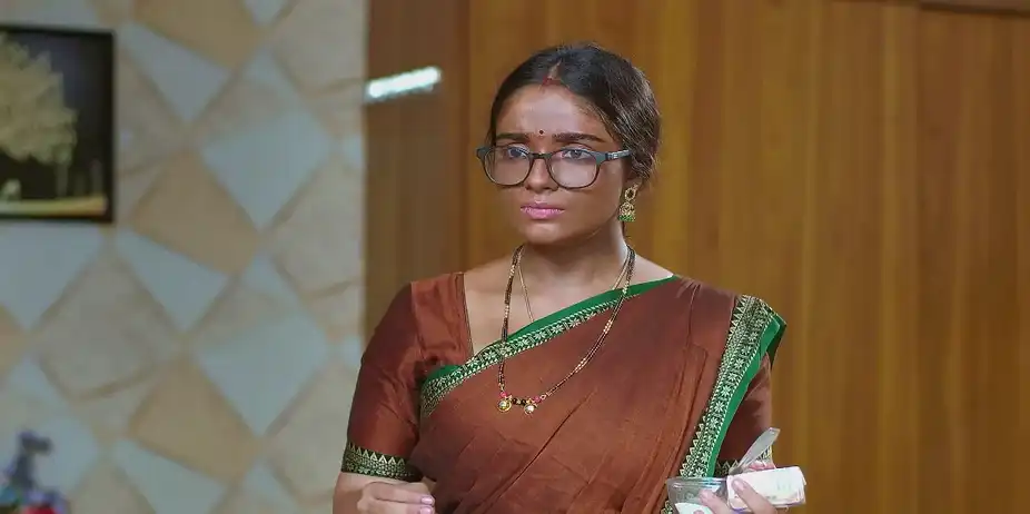 Deepa Tells Chirag about a Banner - Brahmagantu
