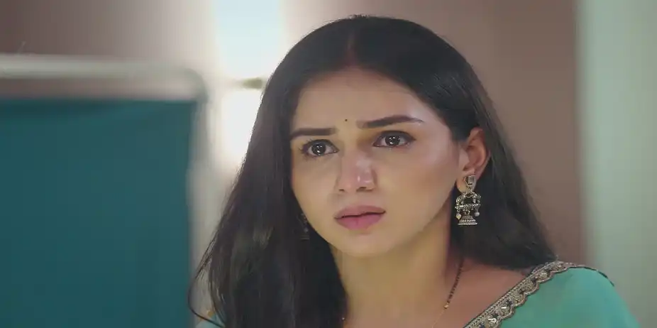Jagriti Stops Sapna from Getting an Abortion - Jagriti