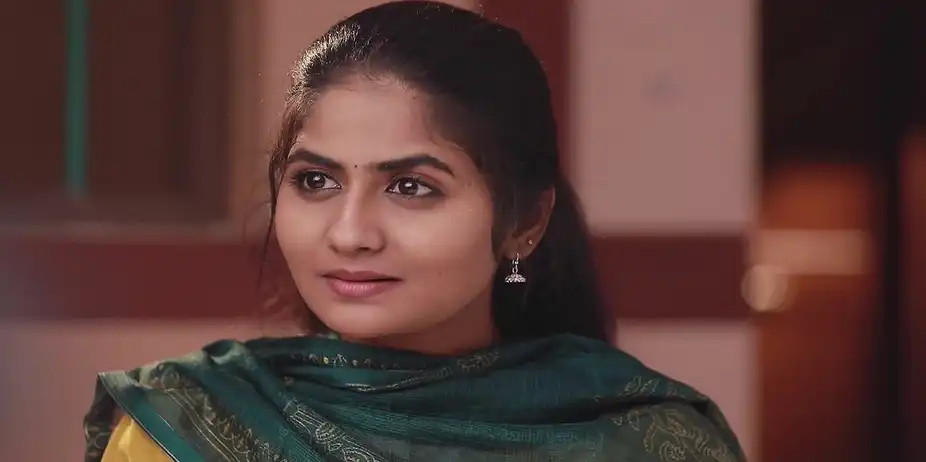 Isai Befriends Janakambal - Varisu