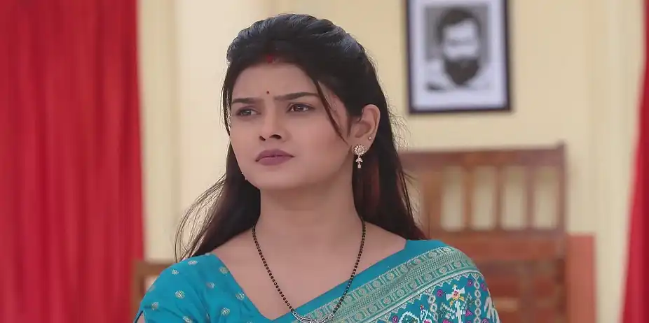 Rekha Learns about Sikha's Actions - Bhagya Rekha