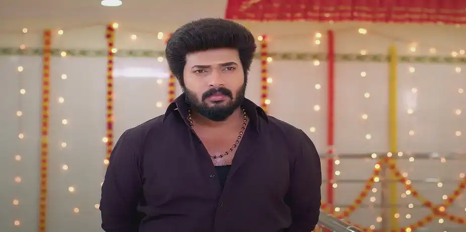 Chandrakala is Stunned - Karthigai Deepam