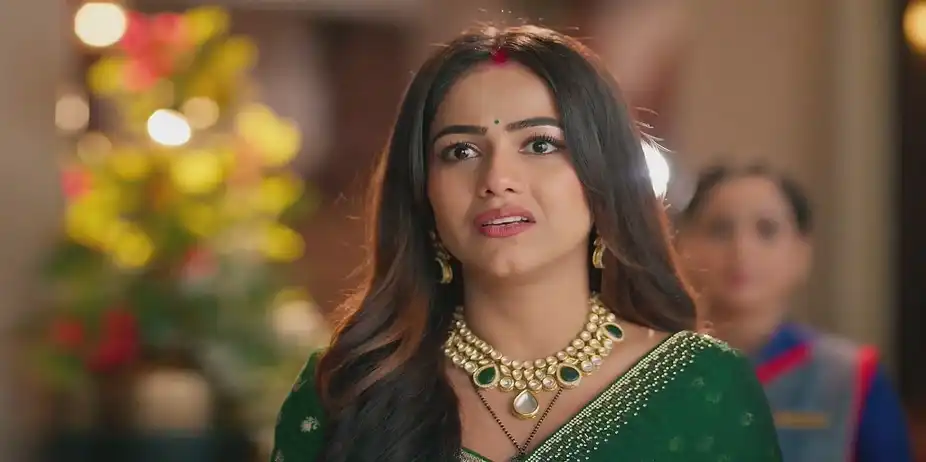 Devansh, Vasudha and Chandrika Return Home - Vasudha
