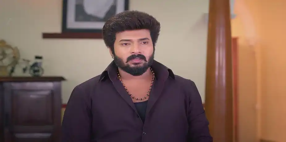 Raja Reveals the Truth to Rajarajan - Karthigai Deepam
