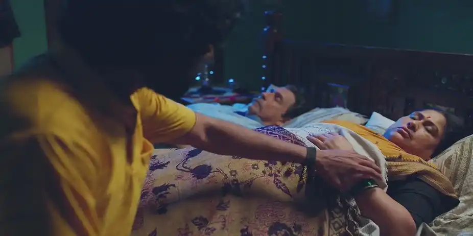 Venky Bids Farewell to a Sleeping Lakshmi - Lakshmi Niwas