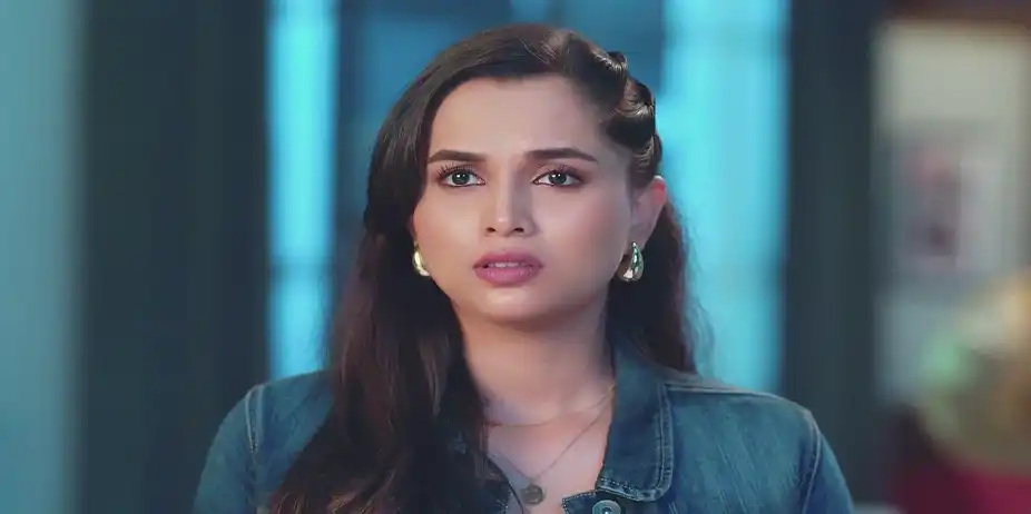 Meera Reveals Ambika’s Truth to Everyone - Tula Japnar Aahe