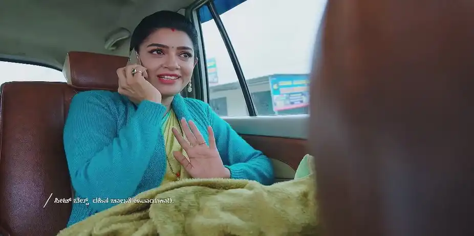 Partha Teases Bhoomika - Amruthadhaare