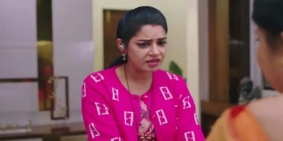 Bhoomika Realises Shakuntala's Truth - Amruthadhaare