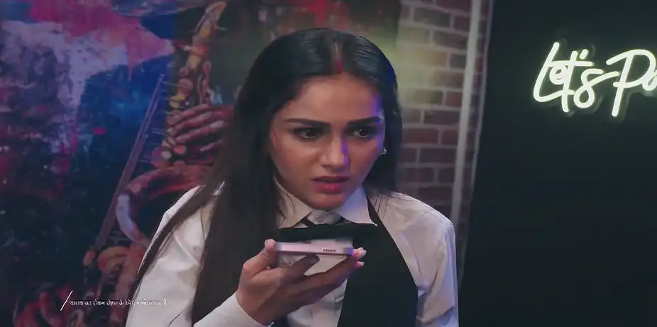 Jagriti and Suraj Get Stuck in the Club - Jagriti