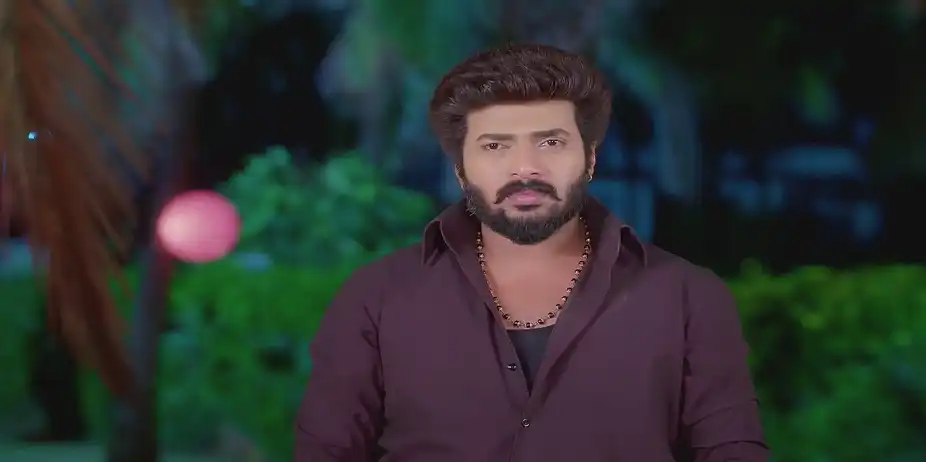 Raja Claim Confuses Revathi - Karthigai Deepam