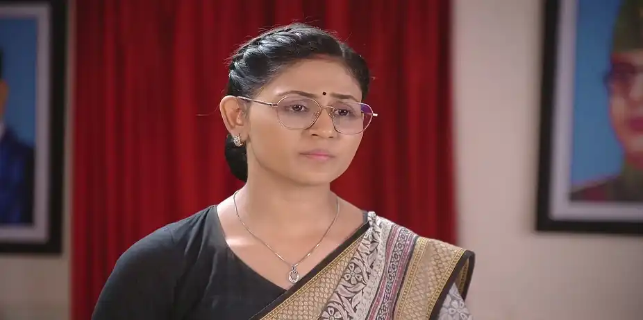 Priya Defends Vanshika - Suna Jhia