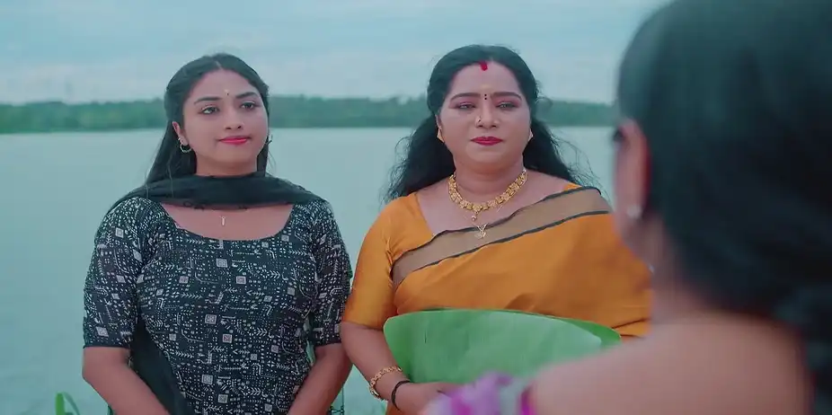 Rukmini Has a Word with Radha - Akale