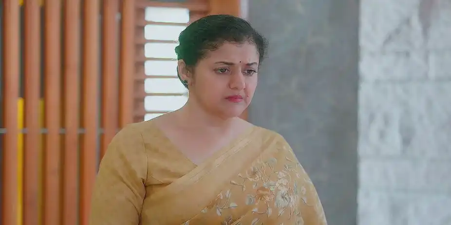 Dathatreya Tests Radha - Shrirasthu Shubhamasthu