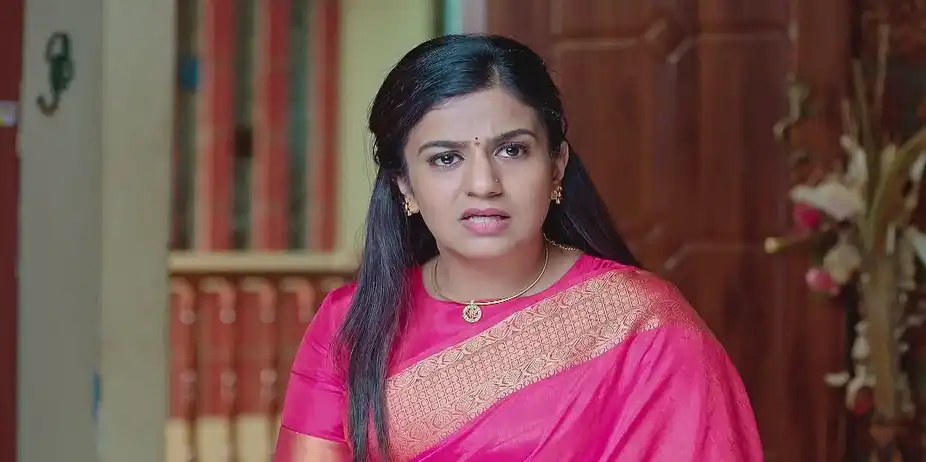 Nithya Shares Her Worries with Nidhi - Karna