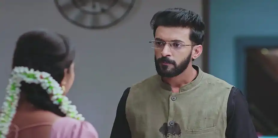 Durga Hesitates to Tell Sharath about Her Nightmare - Naa Ninna Bidalaare