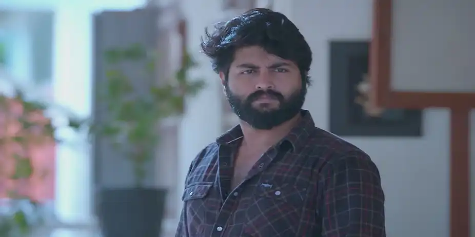 Maaran Learns about Yogi's Treachery - Veera