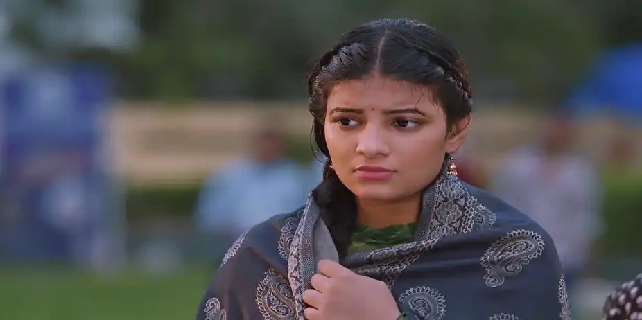 Ved Leaves Saru and Helps Anika - Saru