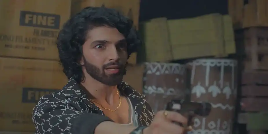 Reet and Unnati Arrive to Save Raghav - Jaane Anjaane Hum Mile