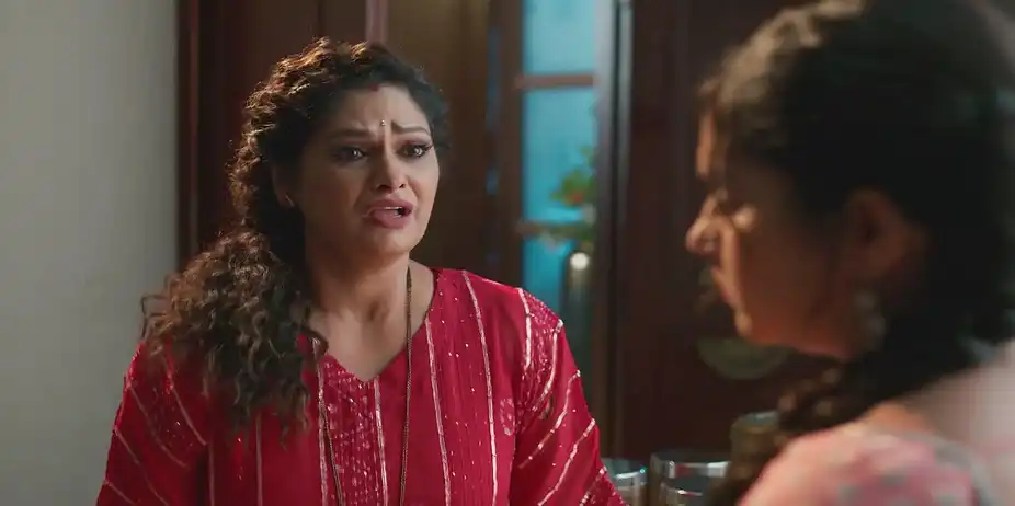 Sarika Tells Vasudha about Her Plan - Vasudha