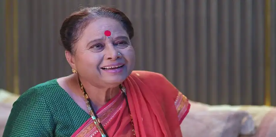 Sarang Lies to Jagdamba - Savalyachi Janu Savali