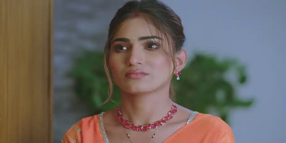 Paritosh Asks Disha for Jewellery to Gift Paaru - Paaru