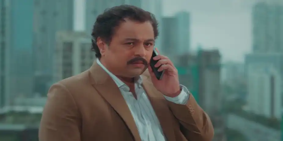 Mallika Reminds Samar of an Accident - Veen Doghatli Hi Tutena