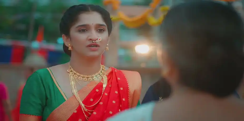 Rekha and Malti Scold Taarini - Taarini