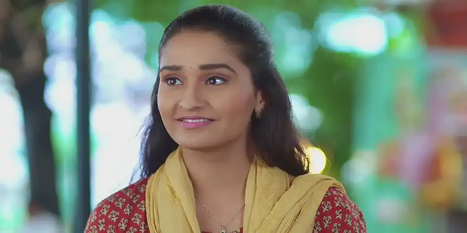 Lucky Brings Aarya to Gopal's Shop - Devmanus Madhla Adhyay