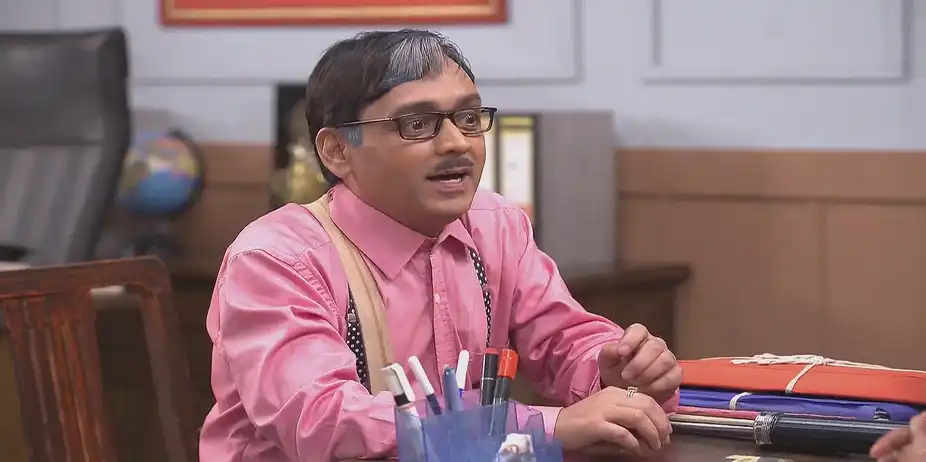 Happu Insults Masterji - Happu Ki Ultan Paltan
