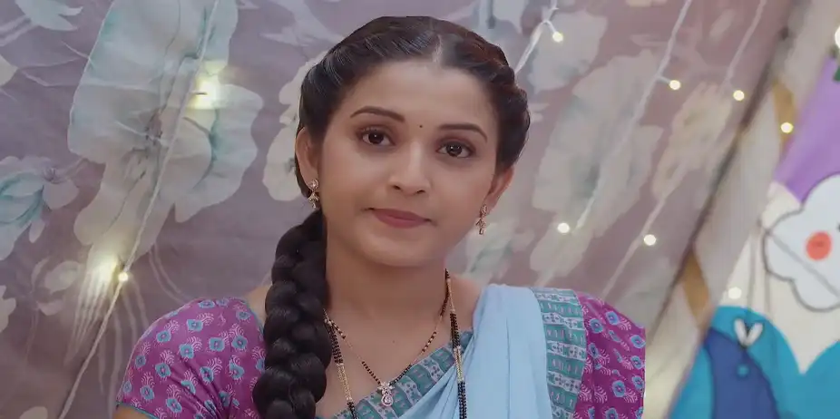 Veda's Fitting Reply To Narmada Over Meera - Tula Japnar Aahe