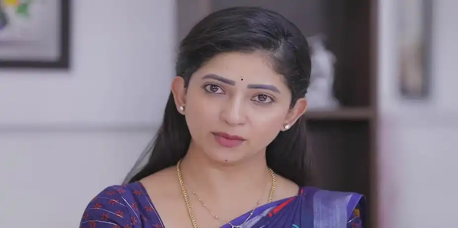 Bharathi's Act Angers Kannatha - Idhayam