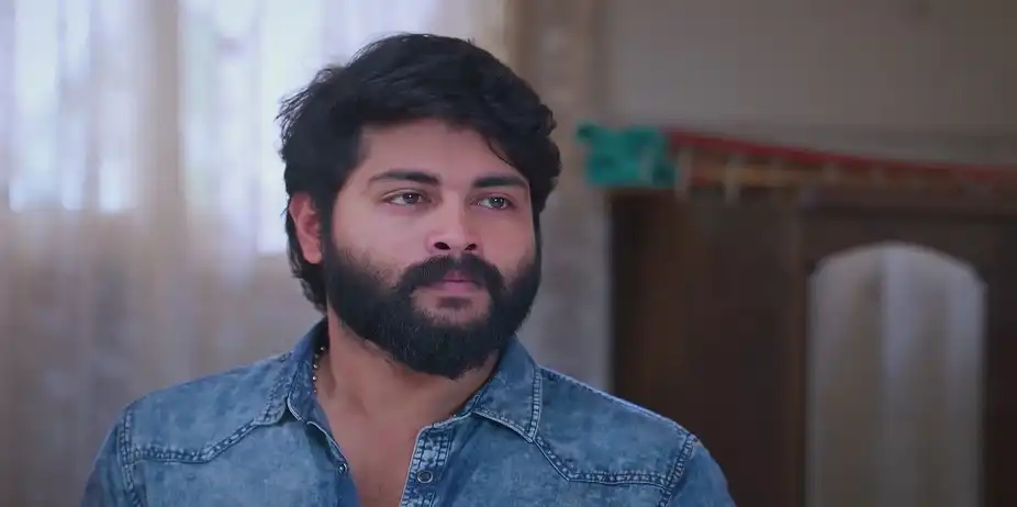 Viji's Request Annoys Maaran - Veera