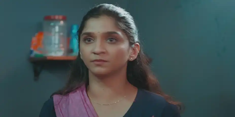 Rekha Asks Taarini to Wash the Clothes - Taarini