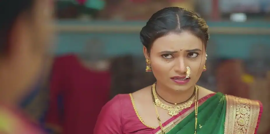 Lali Tells Gopal about Phulabai's Behaviour - Devmanus Madhla Adhyay