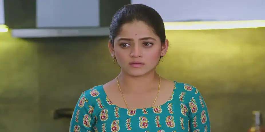Damini Complains to Ahilya Devi about Paaru - Paaru