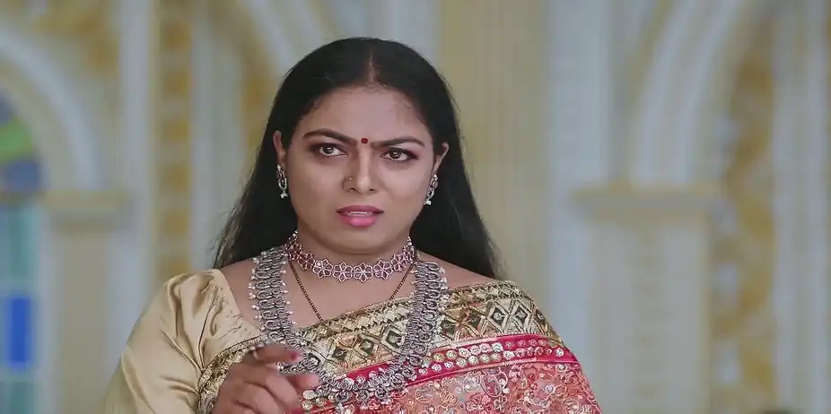 Jagannath Lashes out at Maya - Naa Ninna Bidalaare