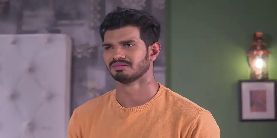 Mani Reassures Abhi - Tu Khara Mun Chaai