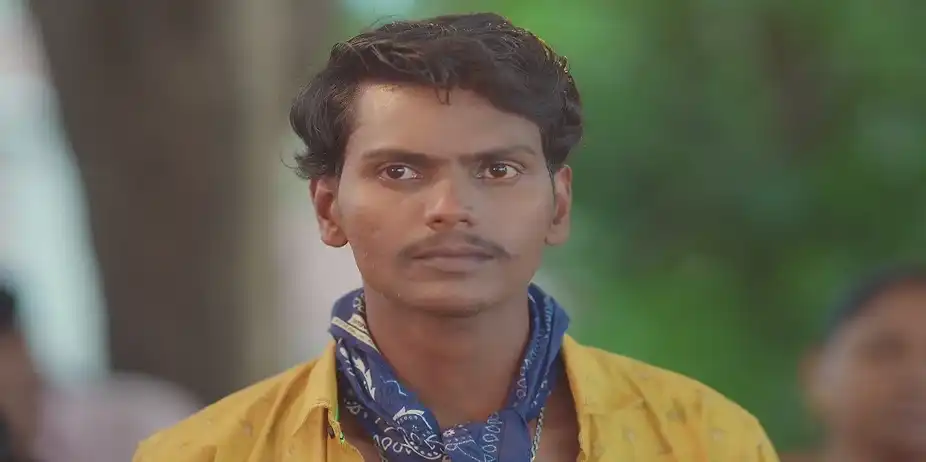 Pakya Confronts Gopal about Madhuri - Devmanus Madhla Adhyay