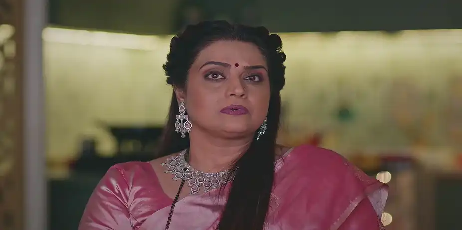 Ragini Gets Angry Seeing Rajan and Gauri - Kamali