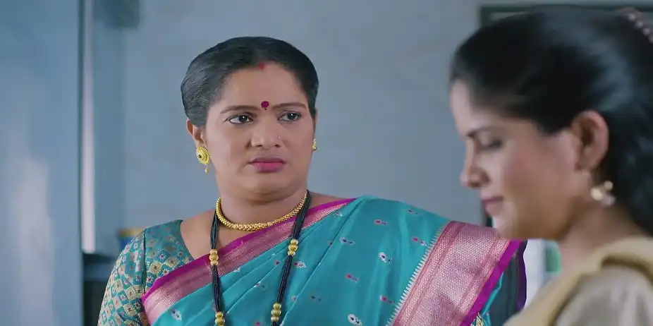 Lalita Asks Sai about Janhavi - Lakshmi Niwas