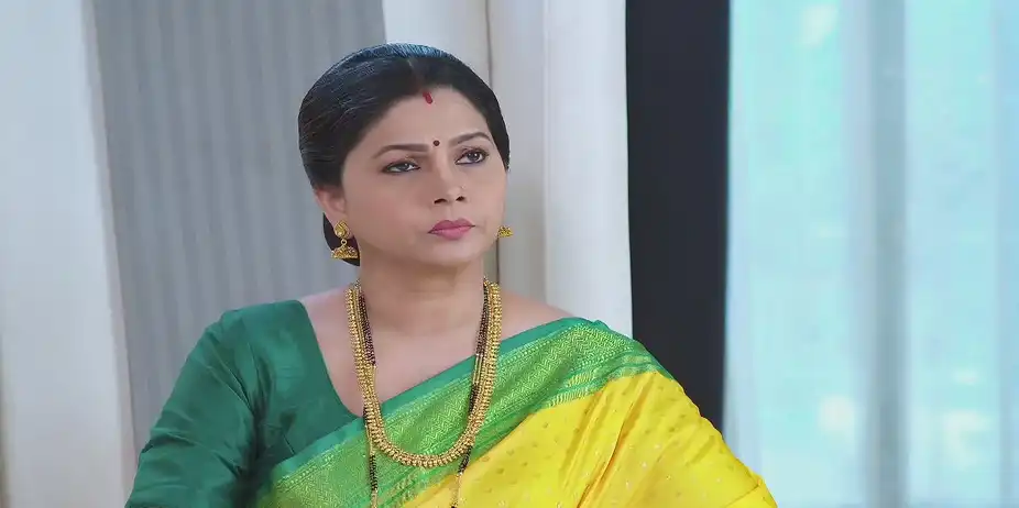 Sarang Suggests a Plan to Tilottama - Savalyachi Janu Savali