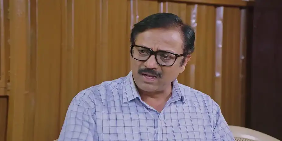 Venky's Case Amuses Srinivas and Lakshmi - Lakshmi Nivasa