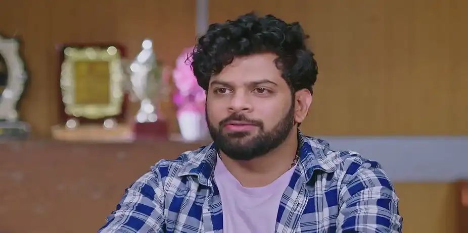 Santosh and Harish's Request to the Lawyer - Lakshmi Nivasa