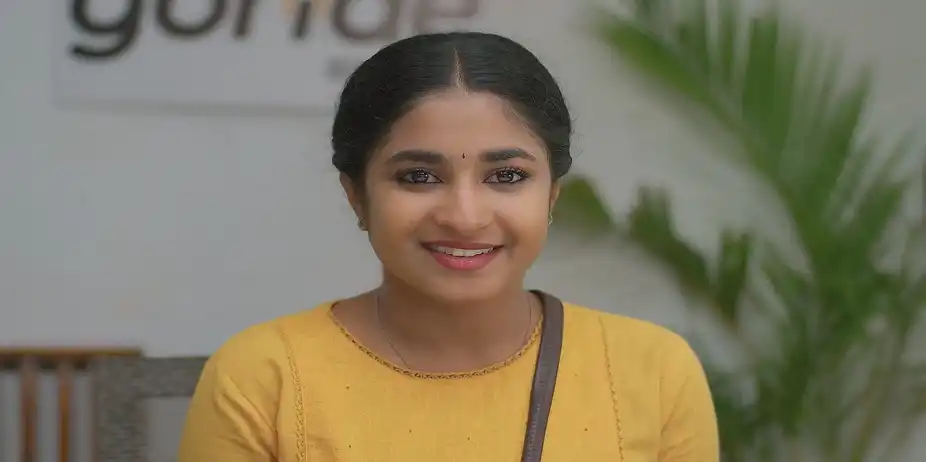 Indhu is Rewarded for Her Good Deed - Chinnan Siru Kiliye