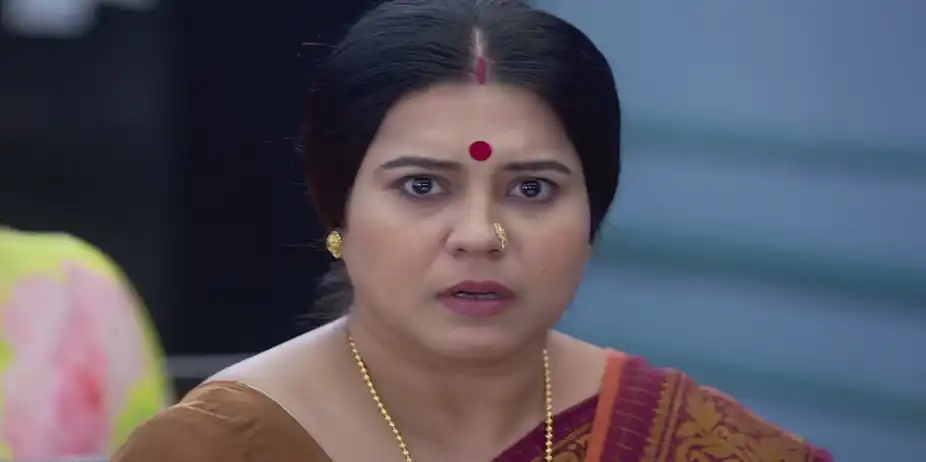 Parul Spotted at the Parking Lot - Parineeta