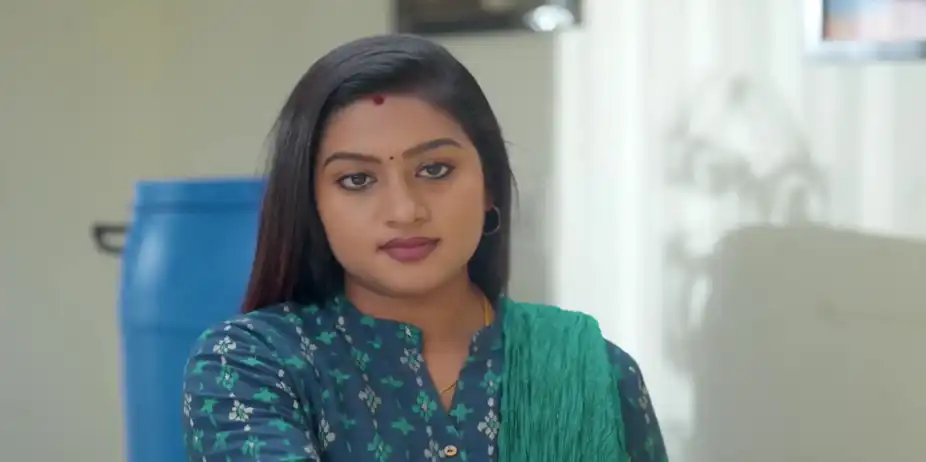 Deepa's Demand Bothers Indhu - Chinnan Siru Kiliye